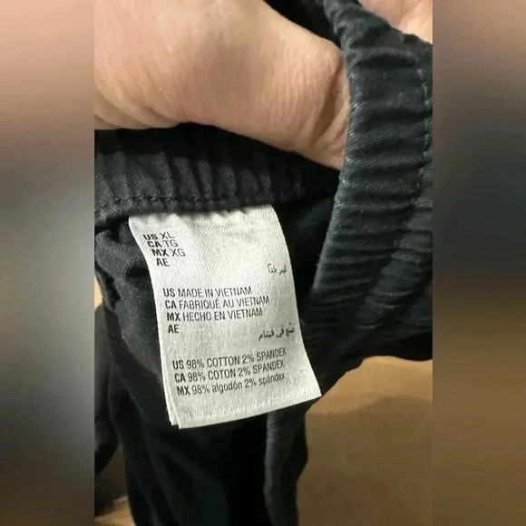 Sun + Stone Men's Black Articulated Drawstring Jogger Pants Size XL 30” Inseam - Picture 8 of 9